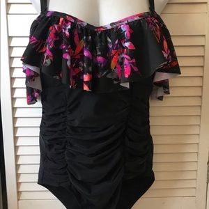 Torrid one piece, size 1 nwot